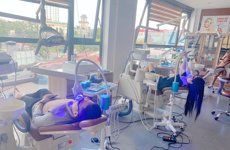 Hệ thống trang thiết bị hiện đại tại Viet Smile